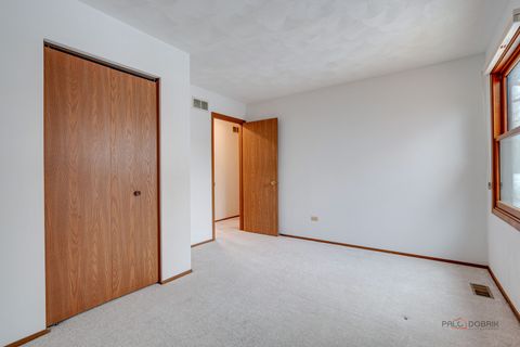 Tiny photo for 4481 Country Trail, Gurnee, IL 60031 (MLS # 12532286)