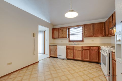 Tiny photo for 4481 Country Trail, Gurnee, IL 60031 (MLS # 12532286)