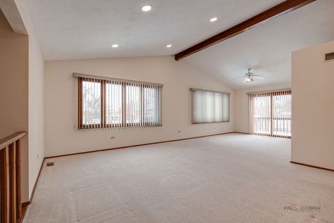Tiny photo for 4481 Country Trail, Gurnee, IL 60031 (MLS # 12532286)