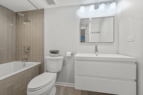 Tiny photo for 33 S June Terrace, Lake Forest, IL 60045 (MLS # 12610690)