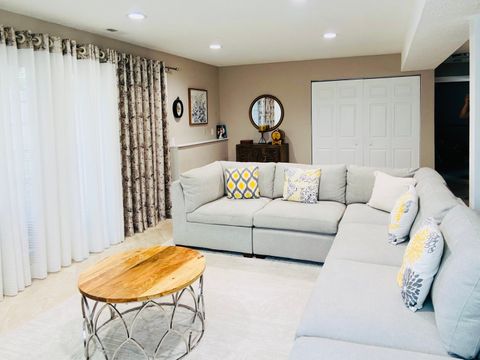 Tiny photo for 30W056 Mulberry Court #056, Warrenville, IL 60555 (MLS # 12514432)