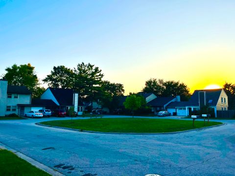 Tiny photo for 30W056 Mulberry Court #056, Warrenville, IL 60555 (MLS # 12514432)