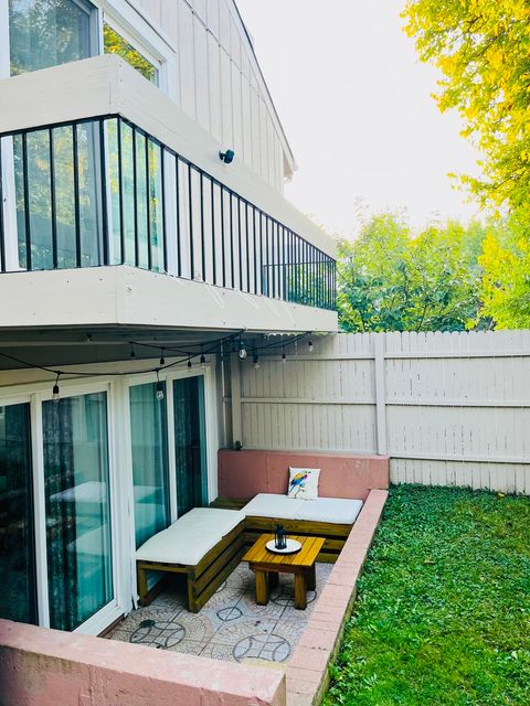 Tiny photo for 30W056 Mulberry Court #056, Warrenville, IL 60555 (MLS # 12514432)