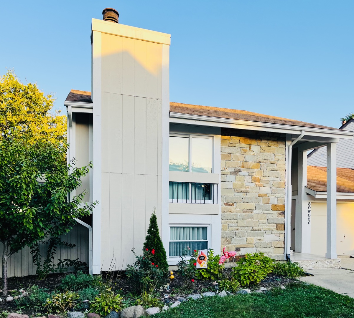 30W056 Mulberry Court 056