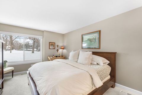 Tiny photo for 563 Woodview Road #D, Lake Barrington, IL 60010 (MLS # 12530664)