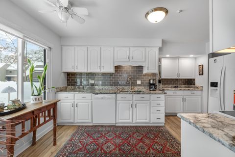 Tiny photo for 563 Woodview Road #D, Lake Barrington, IL 60010 (MLS # 12530664)