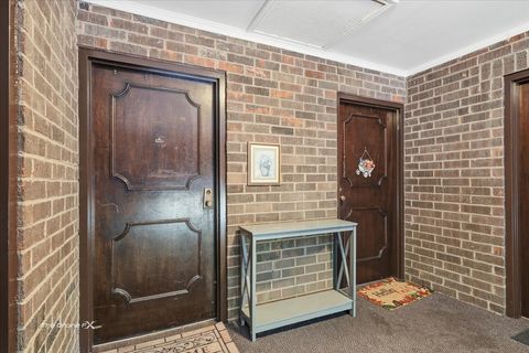 Tiny photo for 144 E Bailey Road #L, Naperville, IL 60565 (MLS # 12502754)