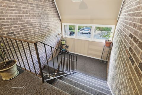 Tiny photo for 144 E Bailey Road #L, Naperville, IL 60565 (MLS # 12502754)