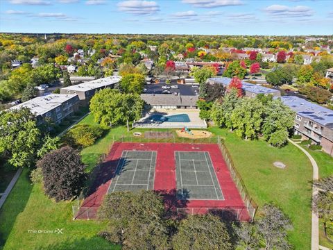 Tiny photo for 144 E Bailey Road #L, Naperville, IL 60565 (MLS # 12502754)