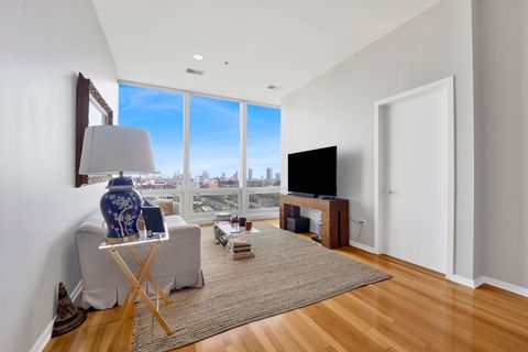 Tiny photo for 500 W Superior Street #1004, Chicago, IL 60654 (MLS # 12495232)