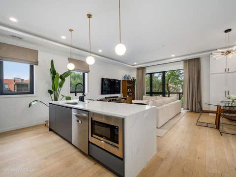 Tiny photo for 831 N Maplewood Avenue #3, Chicago, IL 60622 (MLS # 12734888)