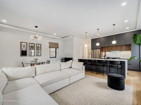 Tiny photo for 831 N Maplewood Avenue #3, Chicago, IL 60622 (MLS # 12734888)