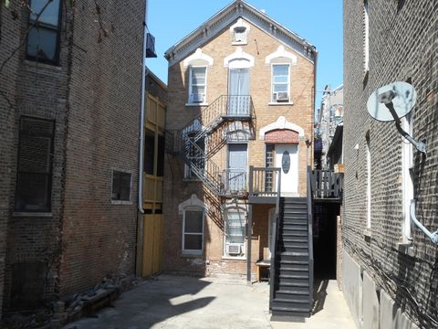 1326 W 18th Place Chicago IL 60608