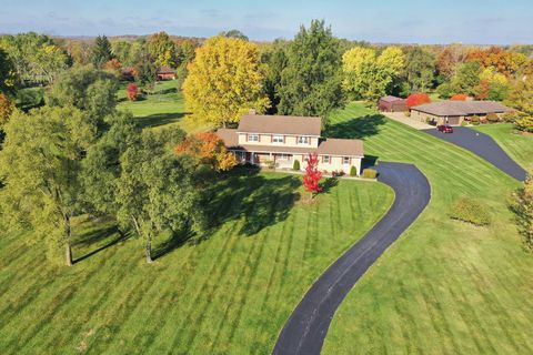 Tiny photo for 26630 N Pheasant Trail, Wauconda, IL 60084 (MLS # 12569400)
