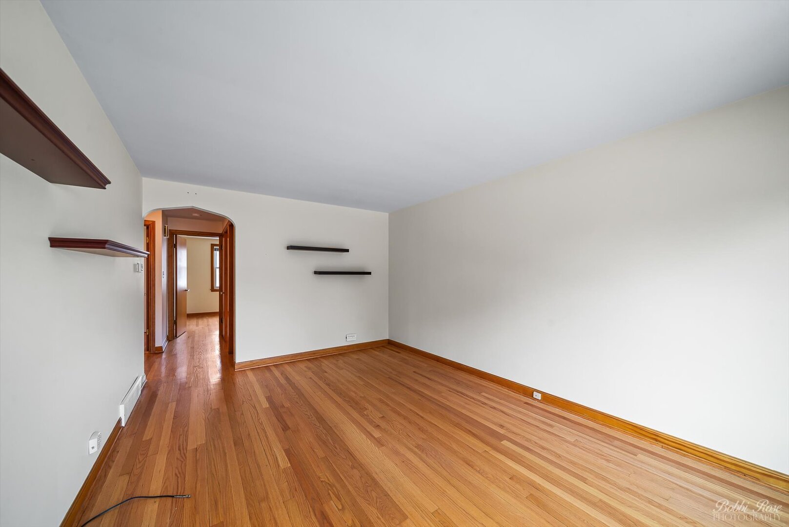 6205 W BERTEAU Avenue