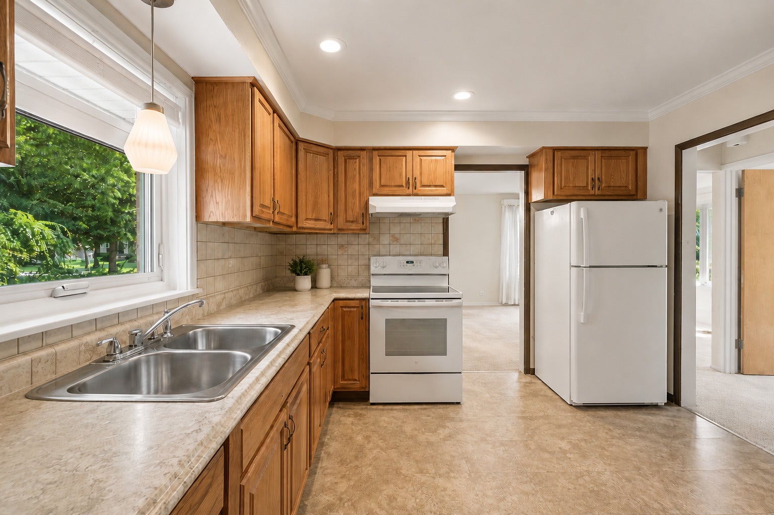 112 N Reuter Drive
