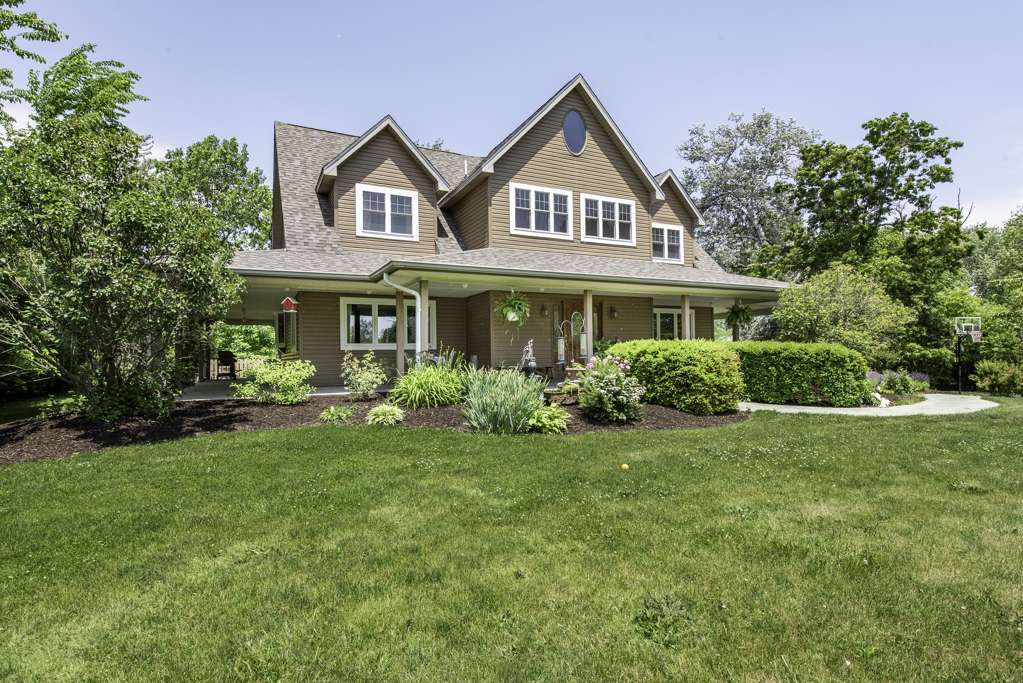 13910 W Elm Lane