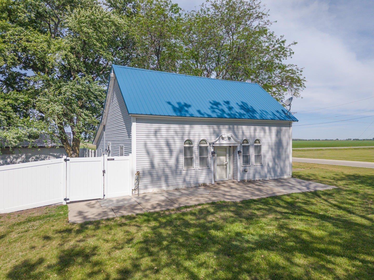 17964 N 1750 East Road