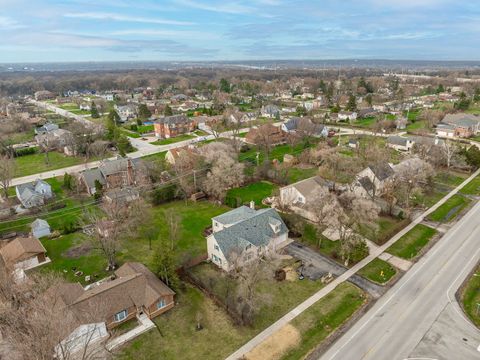 Tiny photo for 6815 Willow Springs Road, Countryside, IL 60525 (MLS # 12602254)