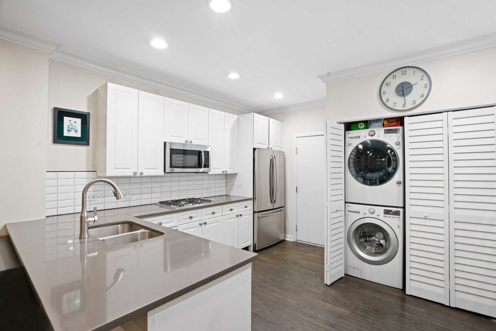 1801 W DIVERSEY Parkway 36