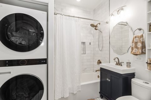 Tiny photo for 807 W NEWPORT Avenue #2, Chicago, IL 60657 (MLS # 12613244)