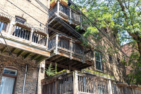 Tiny photo for 807 W NEWPORT Avenue #2, Chicago, IL 60657 (MLS # 12613244)