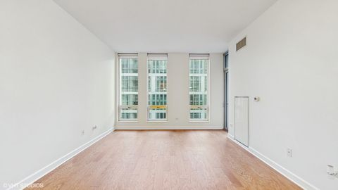 Tiny photo for Chicago, IL 60605 (MLS # 12613679)