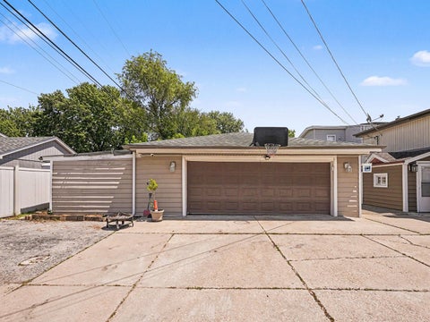 Tiny photo for 5858 W 88th Place, Oak Lawn, IL 60453 (MLS # 12648751)