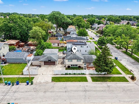 Tiny photo for 5858 W 88th Place, Oak Lawn, IL 60453 (MLS # 12648751)