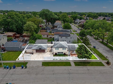 Tiny photo for 5858 W 88th Place, Oak Lawn, IL 60453 (MLS # 12648751)