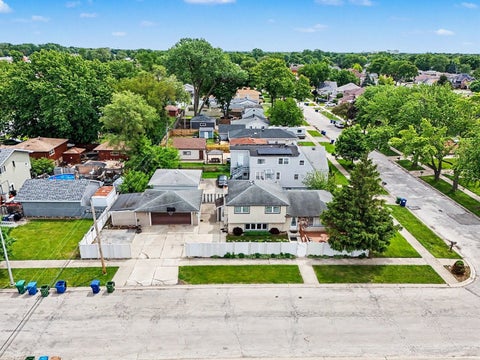 Tiny photo for 5858 W 88th Place, Oak Lawn, IL 60453 (MLS # 12648751)
