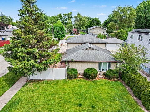 Tiny photo for 5858 W 88th Place, Oak Lawn, IL 60453 (MLS # 12648751)
