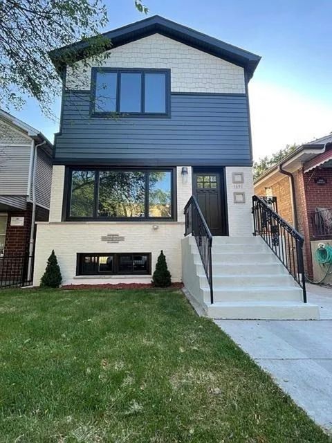 Photo of 1638 N Hamlin Avenue, Chicago, IL 60647 (MLS # 12476747)
