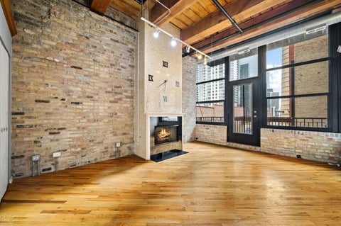 Tiny photo for 226 N Clinton Street #525, Chicago, IL 60661 (MLS # 12684372)