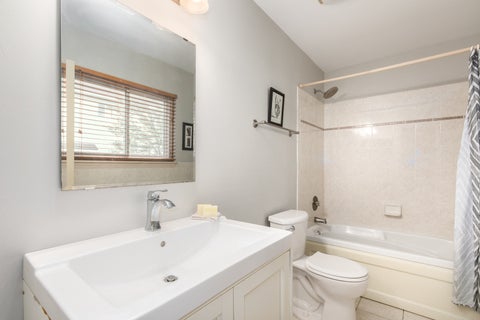 Tiny photo for 1862 Grosse Pointe Drive, Hanover Park, IL 60133 (MLS # 12666210)