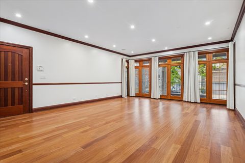 Tiny photo for 1745 W Cornelia Avenue, Chicago, IL 60657 (MLS # 12516896)