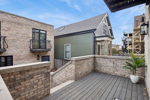 Tiny photo for 1745 W Cornelia Avenue, Chicago, IL 60657 (MLS # 12516896)