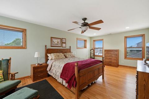 Tiny photo for 3505 N Nottingham Avenue, Chicago, IL 60634 (MLS # 12635605)