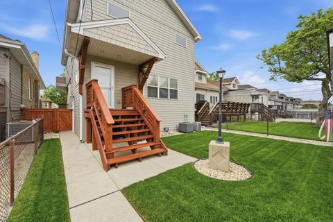 Tiny photo for 3505 N Nottingham Avenue, Chicago, IL 60634 (MLS # 12635605)