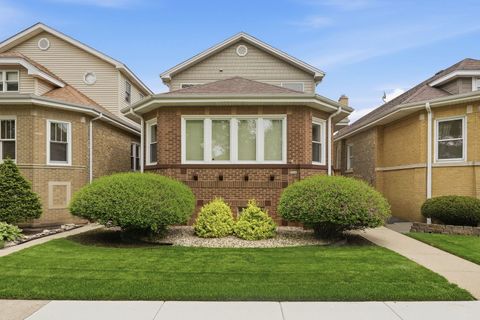 Photo of 3505 N Nottingham Avenue, Chicago, IL 60634 (MLS # 12635605)