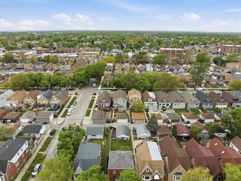Tiny photo for 3505 N Nottingham Avenue, Chicago, IL 60634 (MLS # 12635605)
