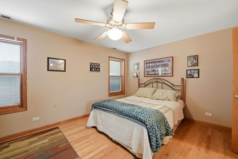 Tiny photo for 3505 N Nottingham Avenue, Chicago, IL 60634 (MLS # 12635605)
