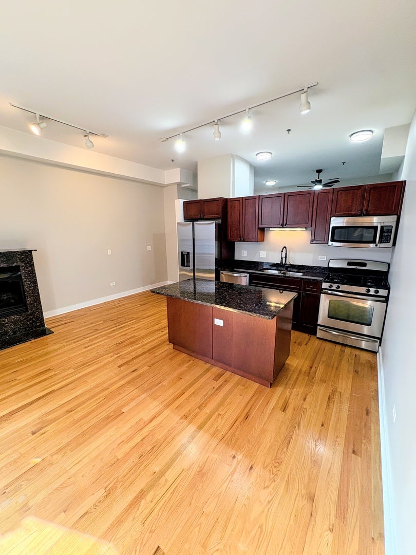 2 S Leavitt Street 308