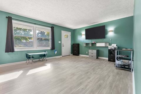 Tiny photo for 208 E 8th Street, Gridley, IL 61744 (MLS # 12494291)