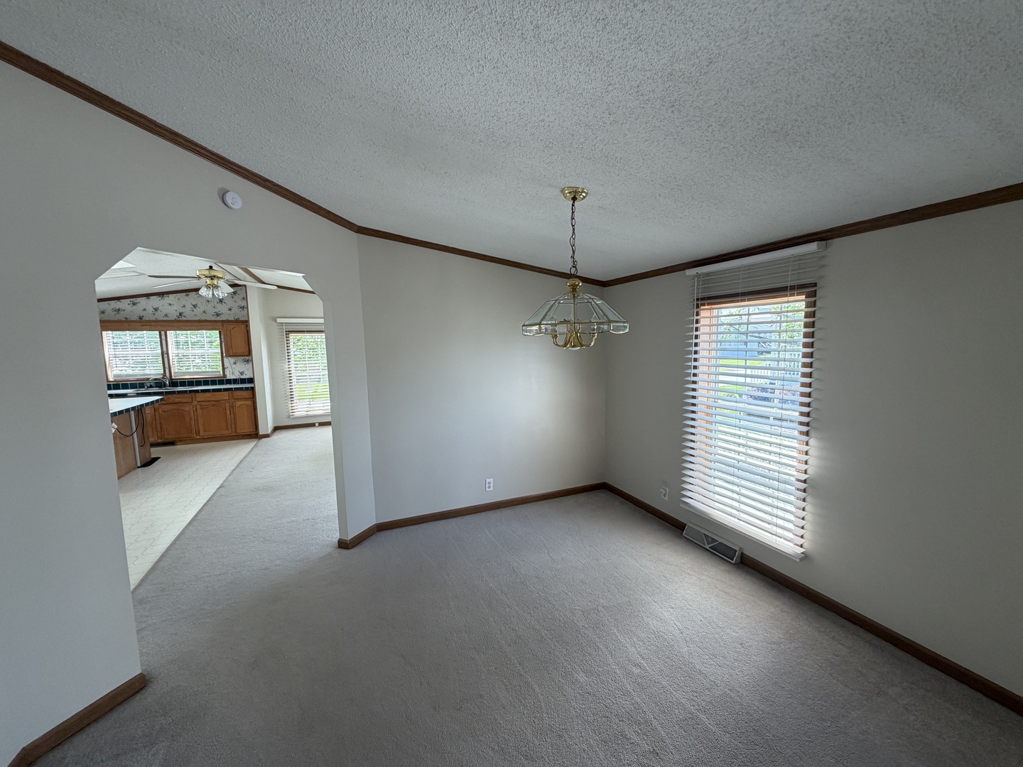 16 Oriole Lane