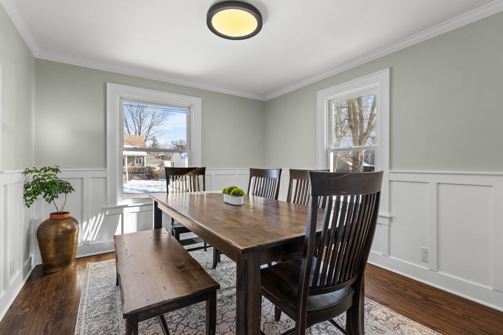 1025 Queen Anne Street