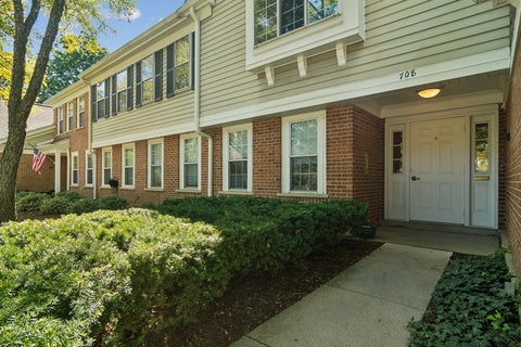 Tiny photo for 708 Newgate Lane #B, Prospect Heights, IL 60070 (MLS # 12771698)