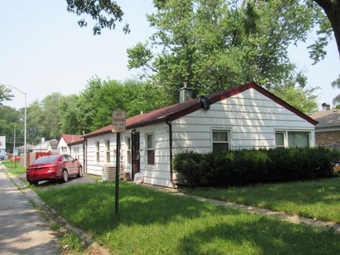 Tiny photo for 16840 Bulger Avenue, Hazel Crest, IL 60429 (MLS # 12435810)