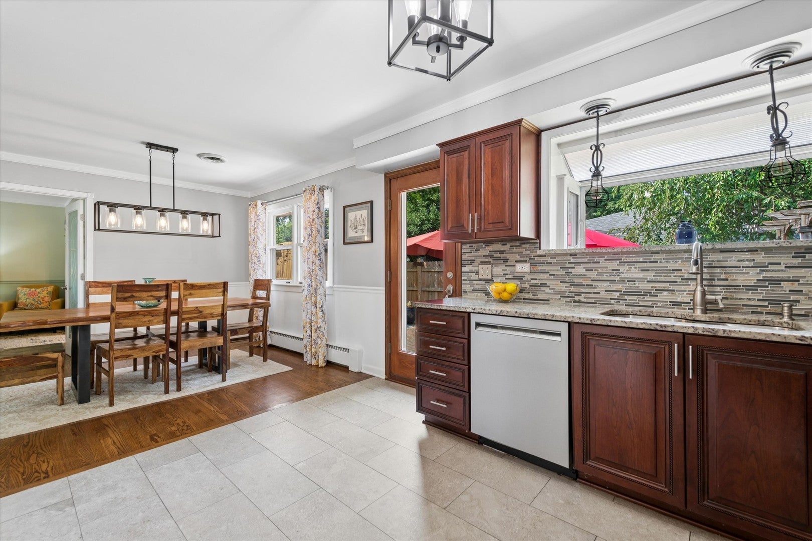1041 Longmeadow Drive