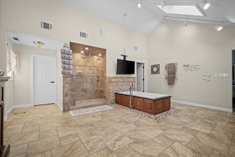 Tiny photo for 1810 Cardinal Court, Pontiac, IL 61764 (MLS # 12388515)